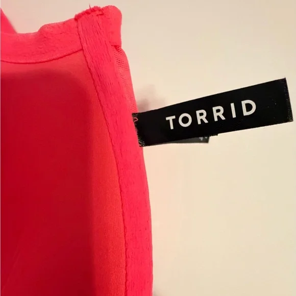 Torrid 48D Coral Pink Lace Front-Close Underwire Bra Plus Torrid - Picture 3 of 6